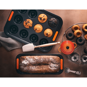 Forma Bakewere  12 Mini Bundts – Le Creuset -4-